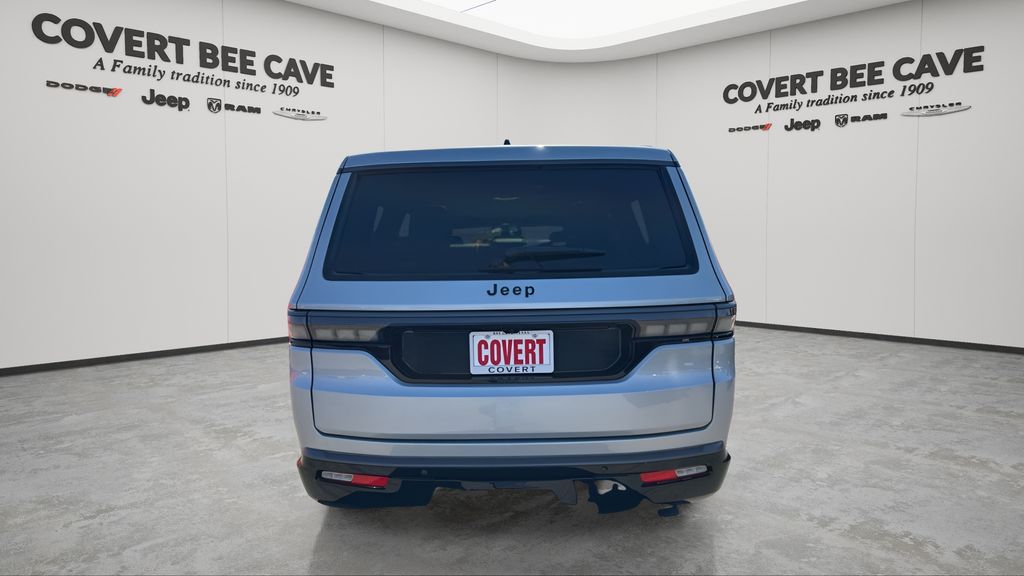 New 2026 Silver Jeep Summit image 8