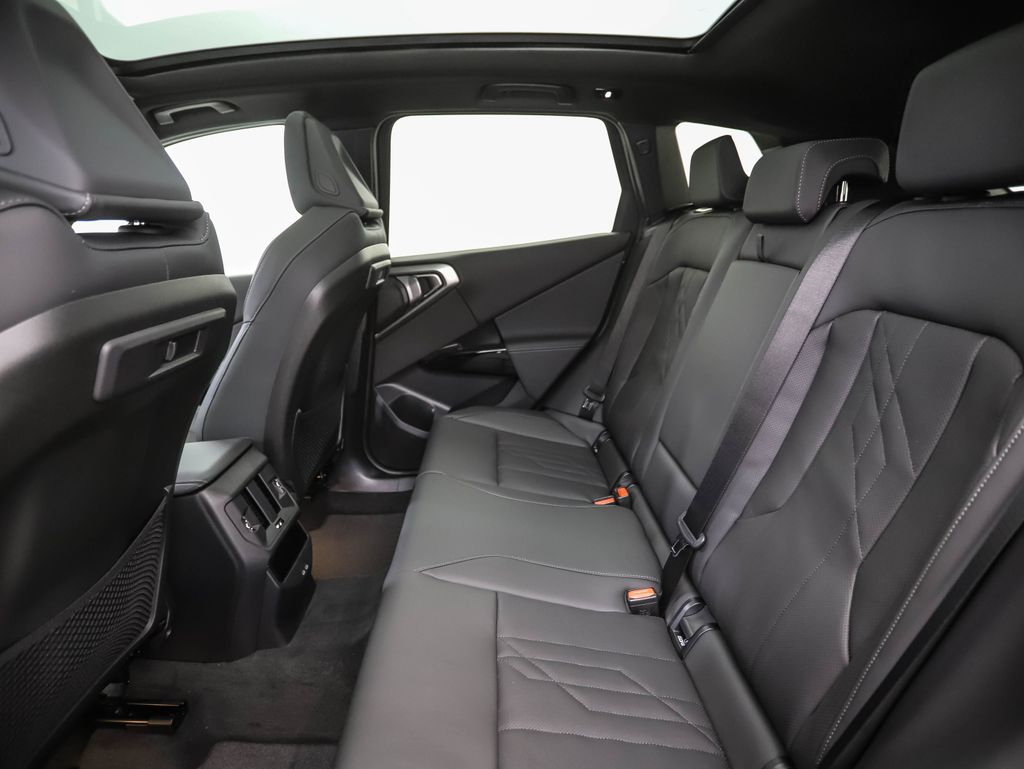 Thumbnail: 2026 BMW X3 - 22