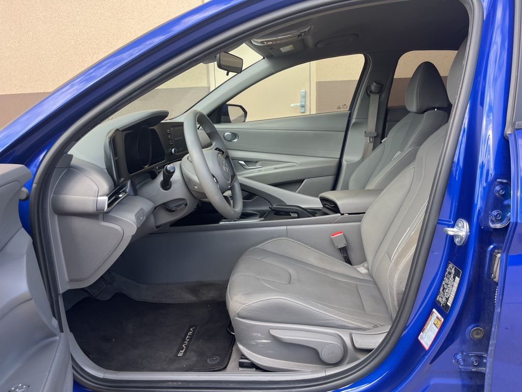 Thumbnail: 2023 Hyundai Elantra - 29