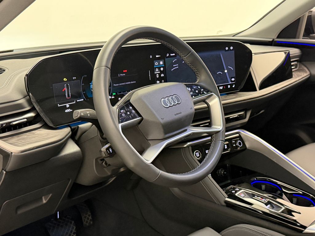 Thumbnail: 2025 Audi Q5 - 17