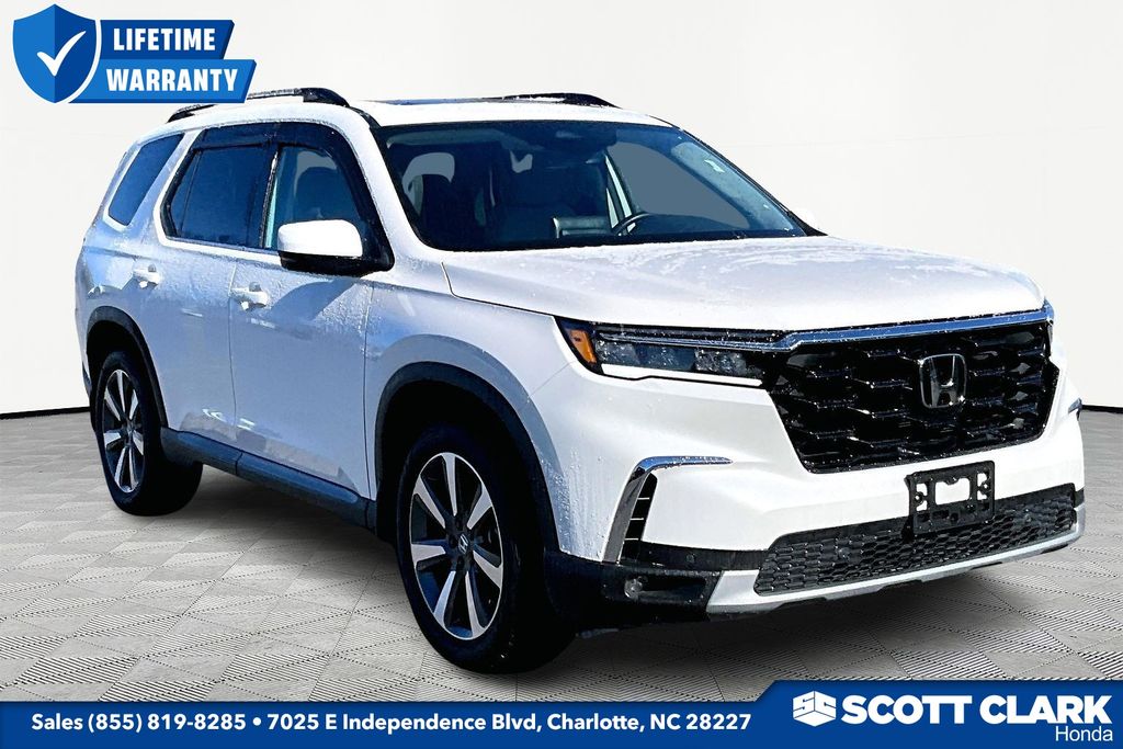 2025 Honda Pilot Touring