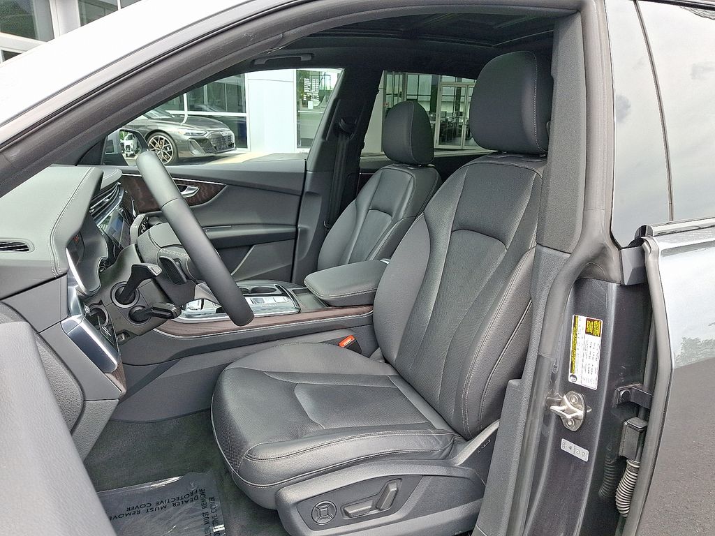 2021 Audi Q8 Prestige 13