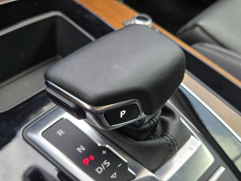 used 2024 Audi Q5 e car, priced at $36,592