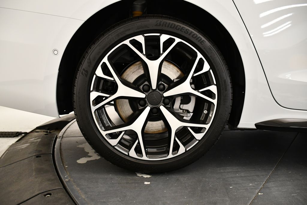 Thumbnail: 2026 Audi A6 - 16