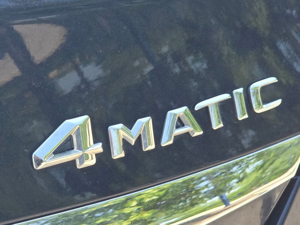 Used 2015 Blue Mercedes-Benz C 300 image 5