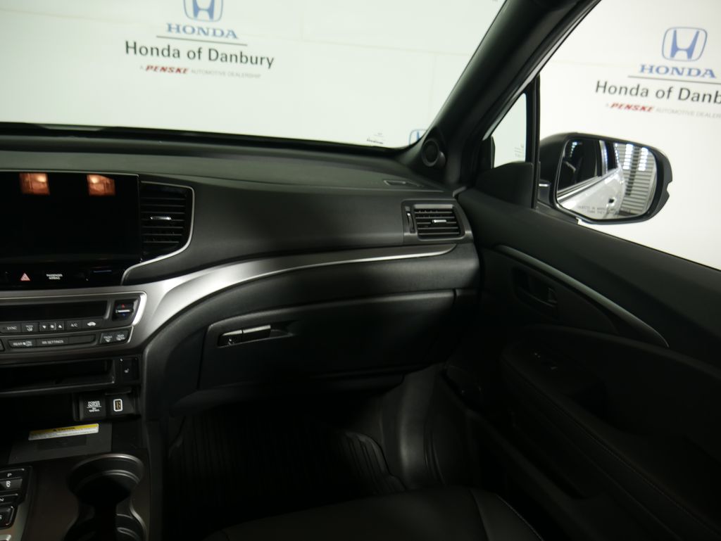 Thumbnail: 2022 Honda Passport - 14