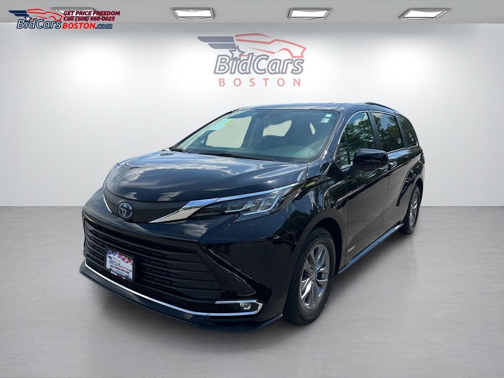 used 2021 Toyota Sienna car, priced at $39,985