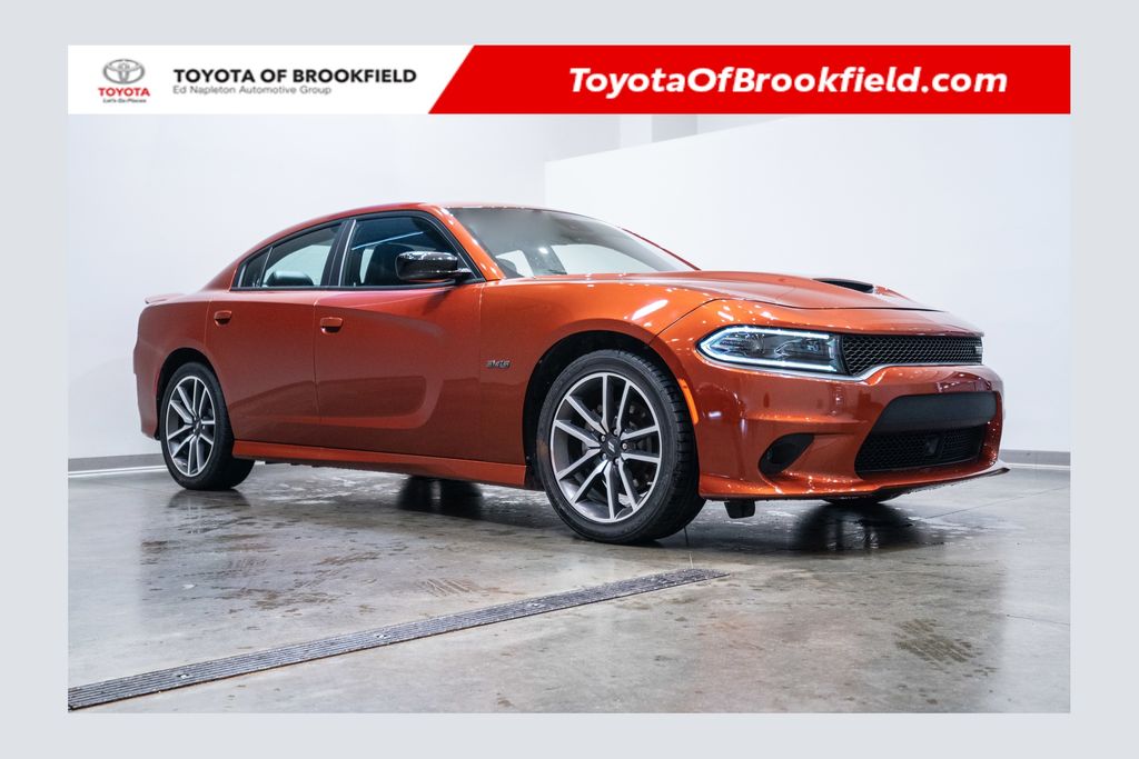 Sinamon Stick 2023 Dodge Charger Sedan Rear-Wheel Drive 8-Speed Automatic