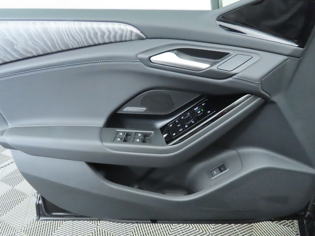 Thumbnail: 2025 Audi A6 - 26