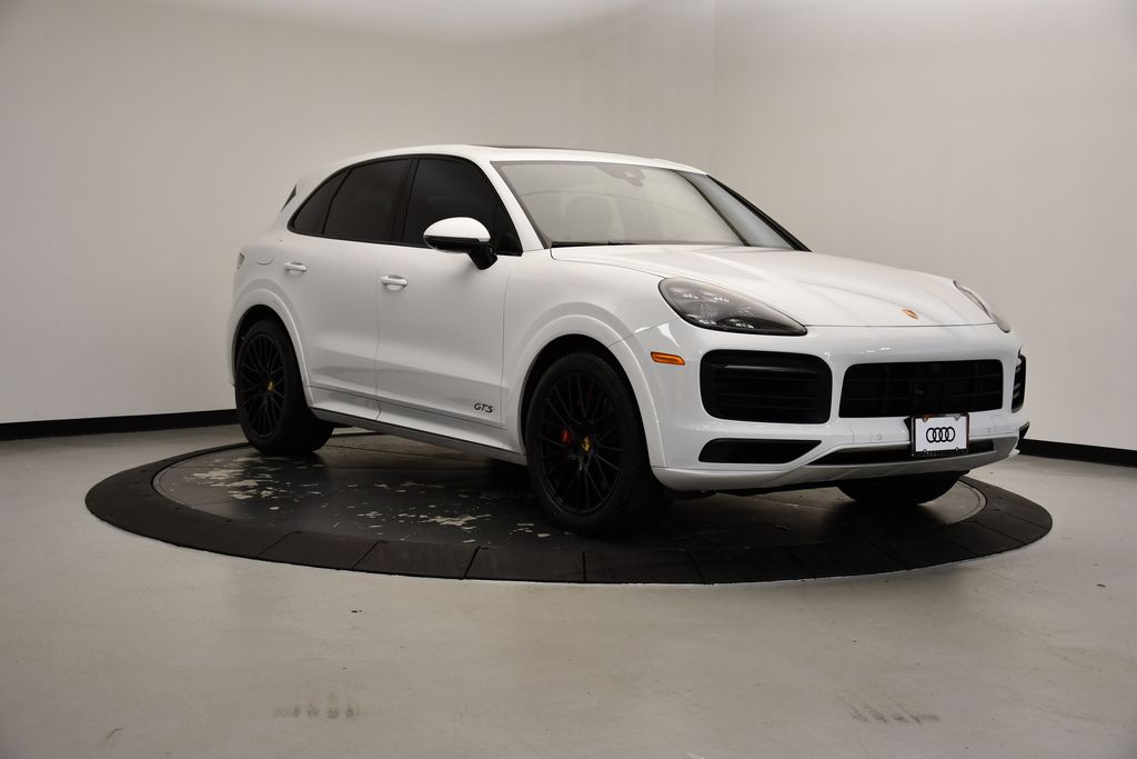 2023 Porsche Cayenne GTS 7