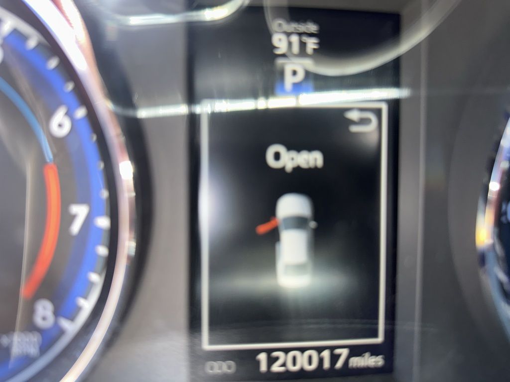 2017 Toyota Corolla SE 4