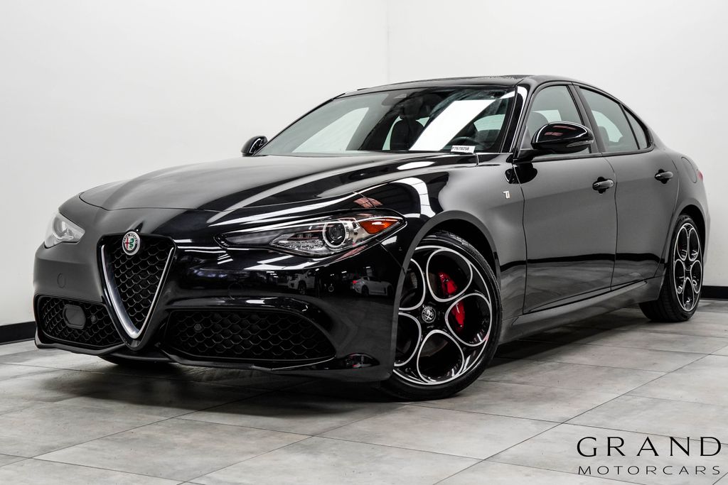 2023 Alfa Romeo Giulia Ti RWD