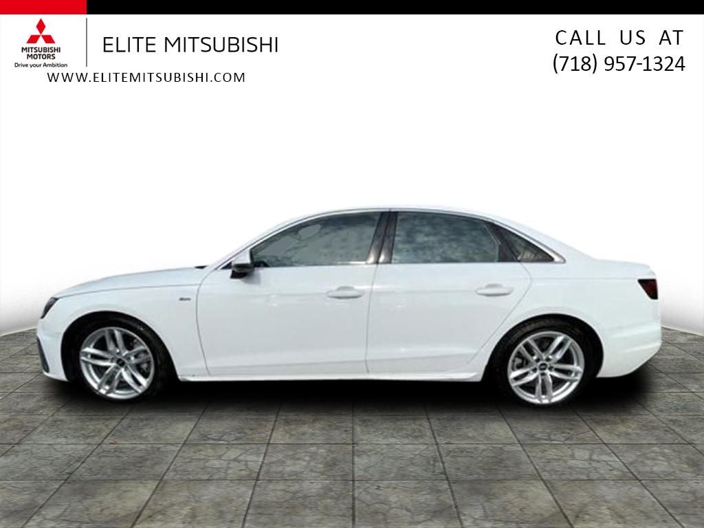 2023 Audi A4 45 S line Premium Plus photo 3