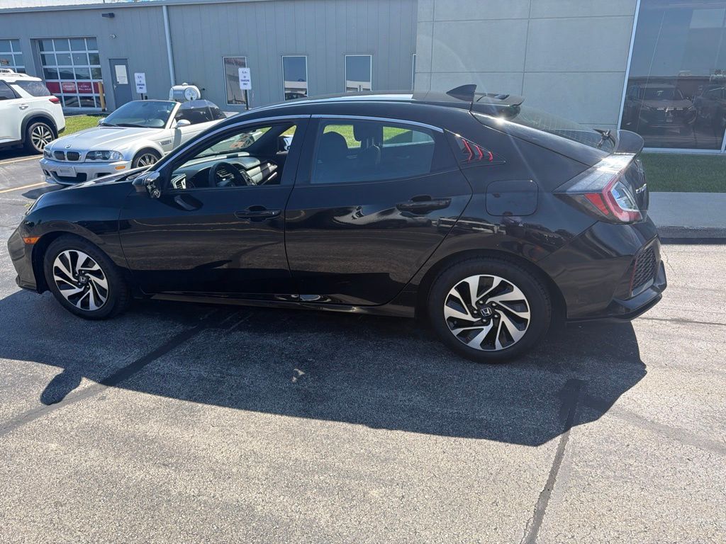 Used 2018 Black Honda LX image 4