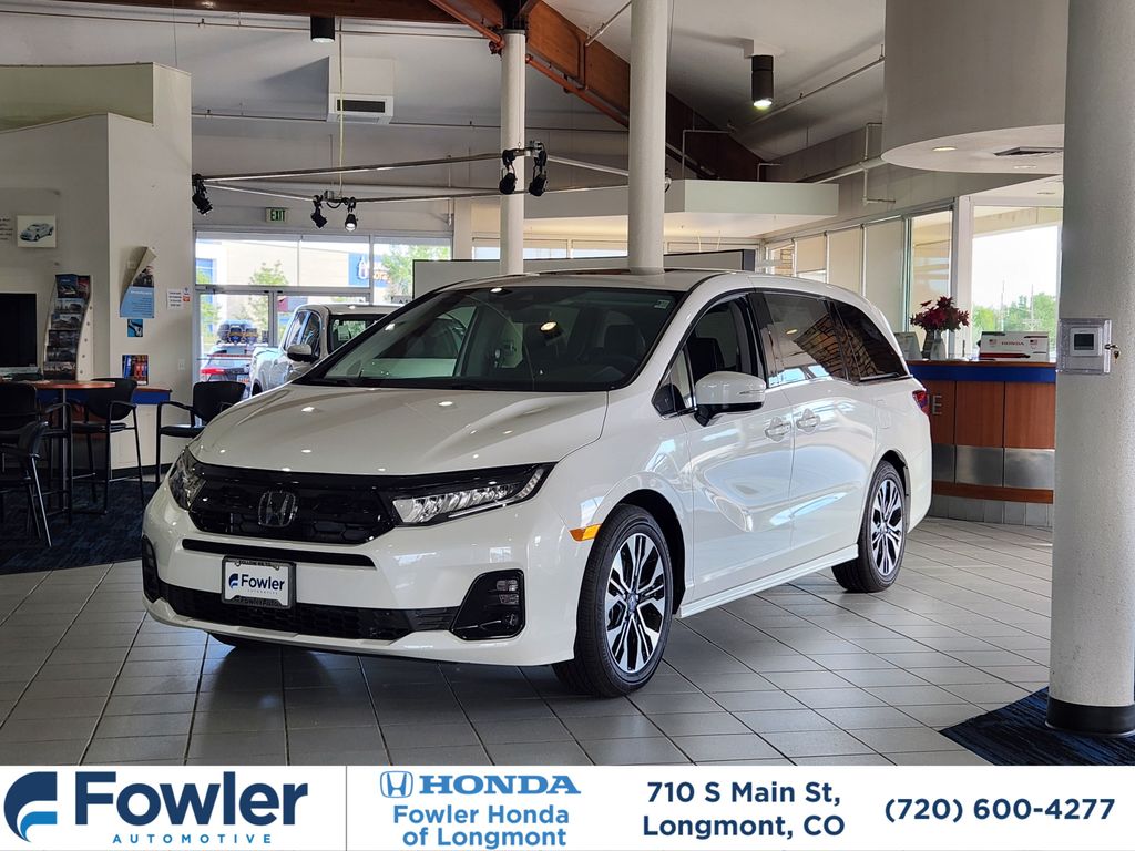Platinum White Pearl 2026 Honda Odyssey Minivan Front-Wheel Drive Automatic