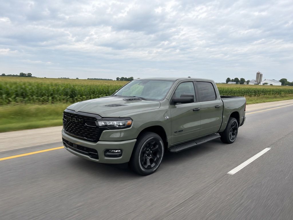 2026 RAM 1500 Express 4x4 Crew Cab 5'7's photo