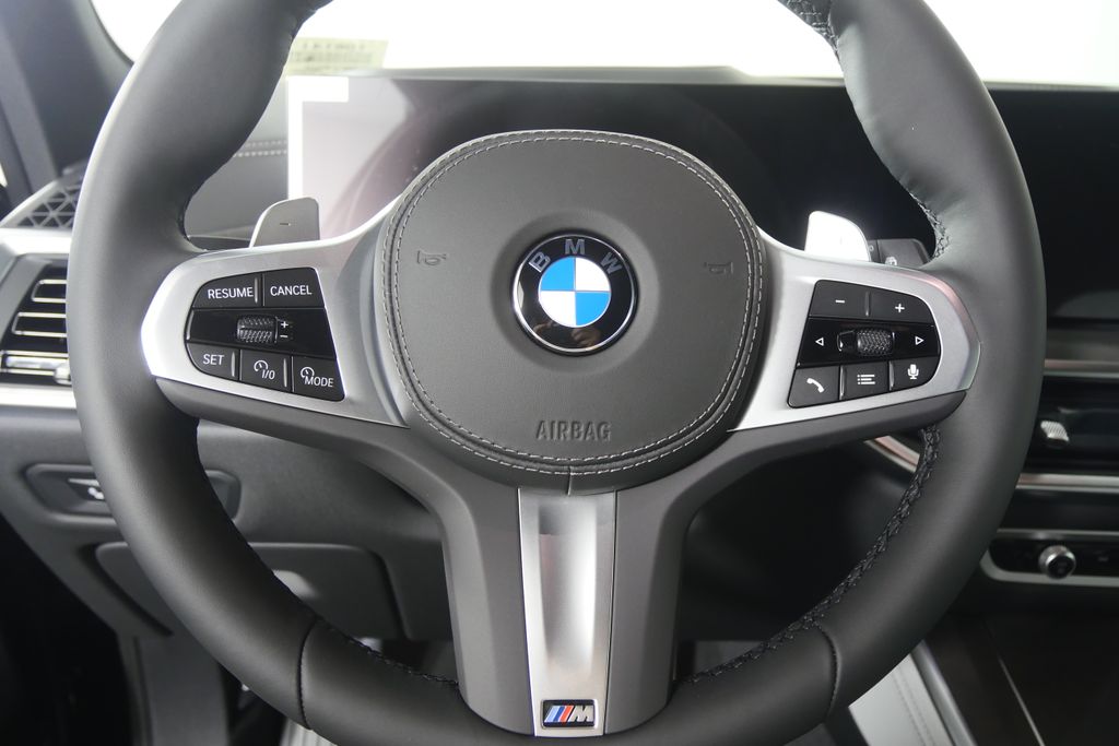 Thumbnail: 2026 BMW X5 - 18