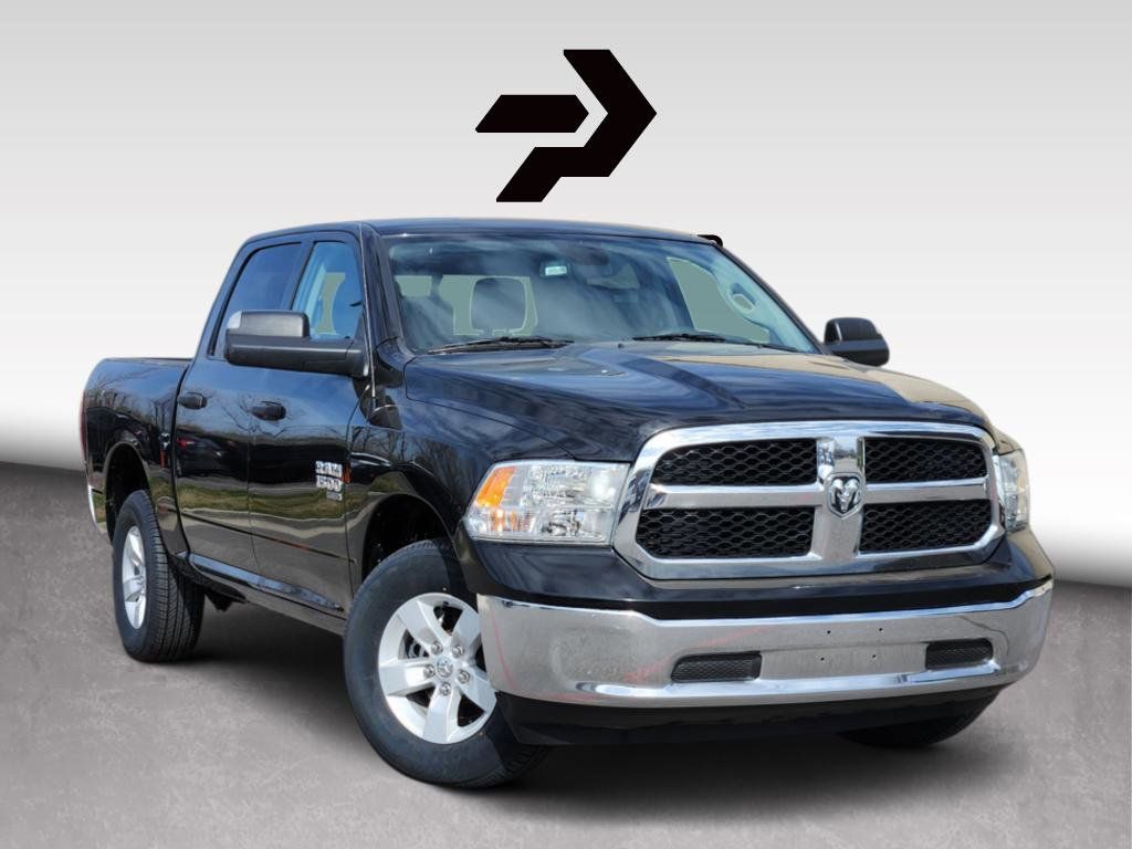 2023 RAM 1500 Classic SLT Crew Cab 4WD