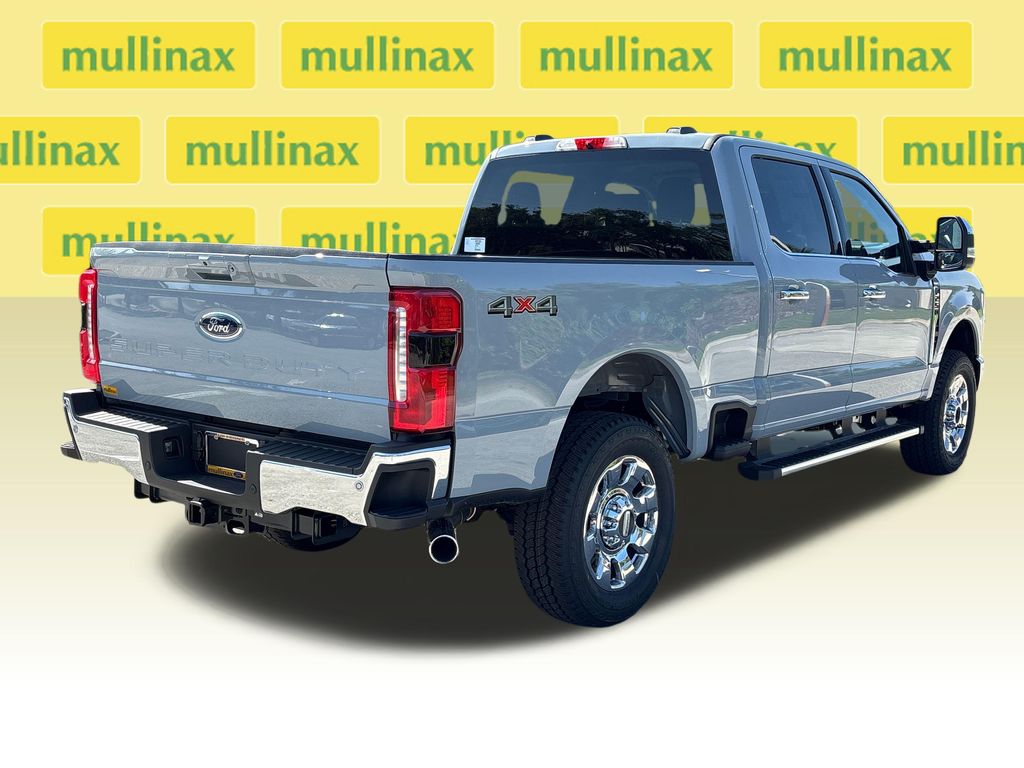 New 2026 Gray Ford Lariat image 4