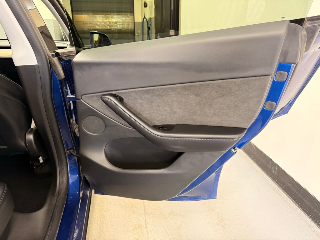 Thumbnail: 2021 Tesla Model Y - 22