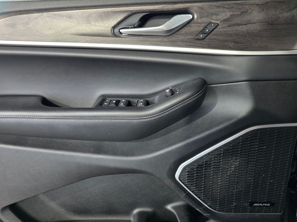 Thumbnail: 2022 Jeep Grand Cherokee L - 12