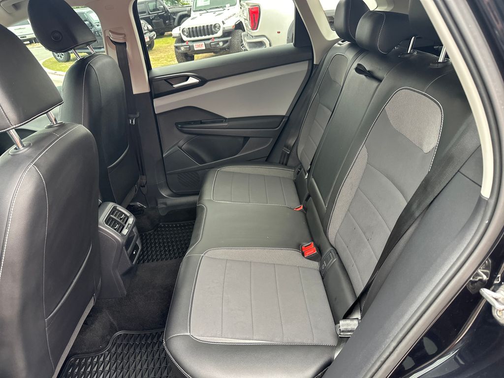 Used Car 2023 Volkswagen Taos  1.5t Se For Sale Under $20,000 In Austin, Texas