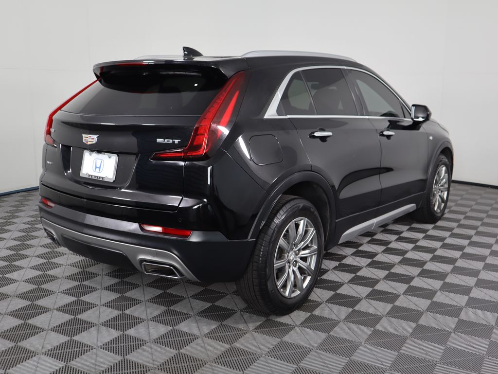 Thumbnail: 2019 Cadillac XT4 - 5