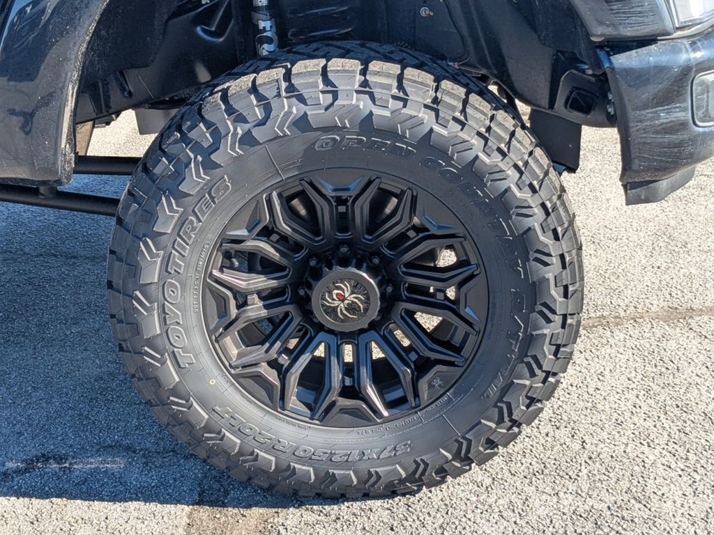 2026 Ford F-250 Black Widow