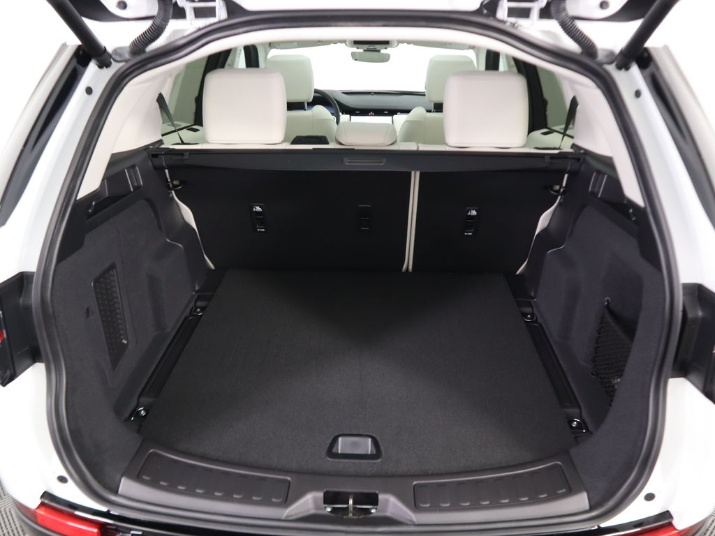 Thumbnail: 2024 Land Rover Discovery Sport - 29