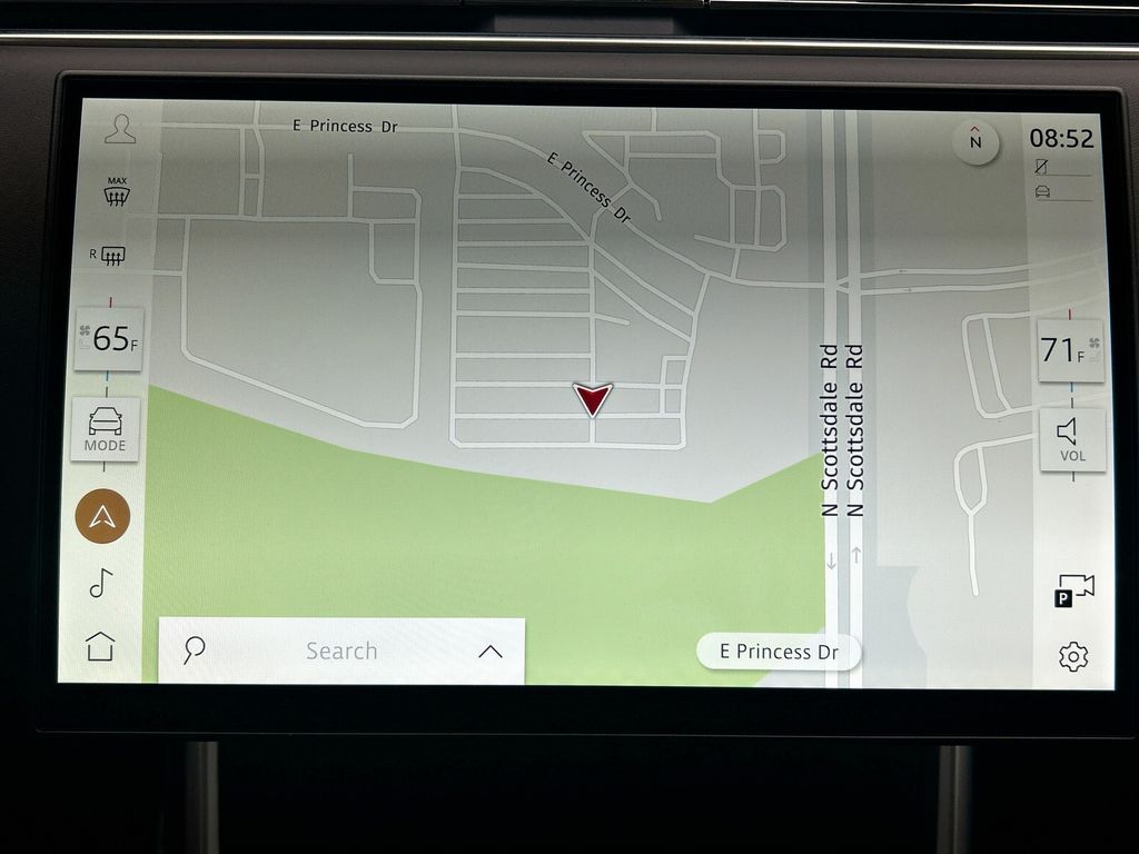 Thumbnail: 2026 Land Rover Range Rover - 15