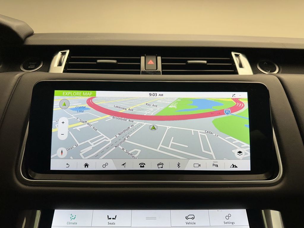 Thumbnail: 2021 Land Rover Range Rover Sport - 22