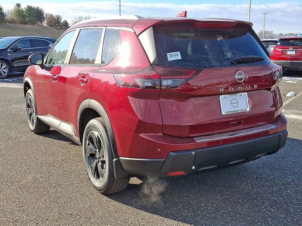 2025 Nissan Rogue SV 3
