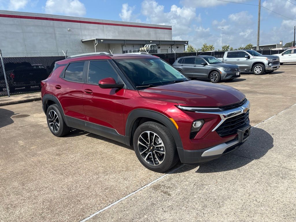2025 Chevrolet TrailBlazer LT - 2