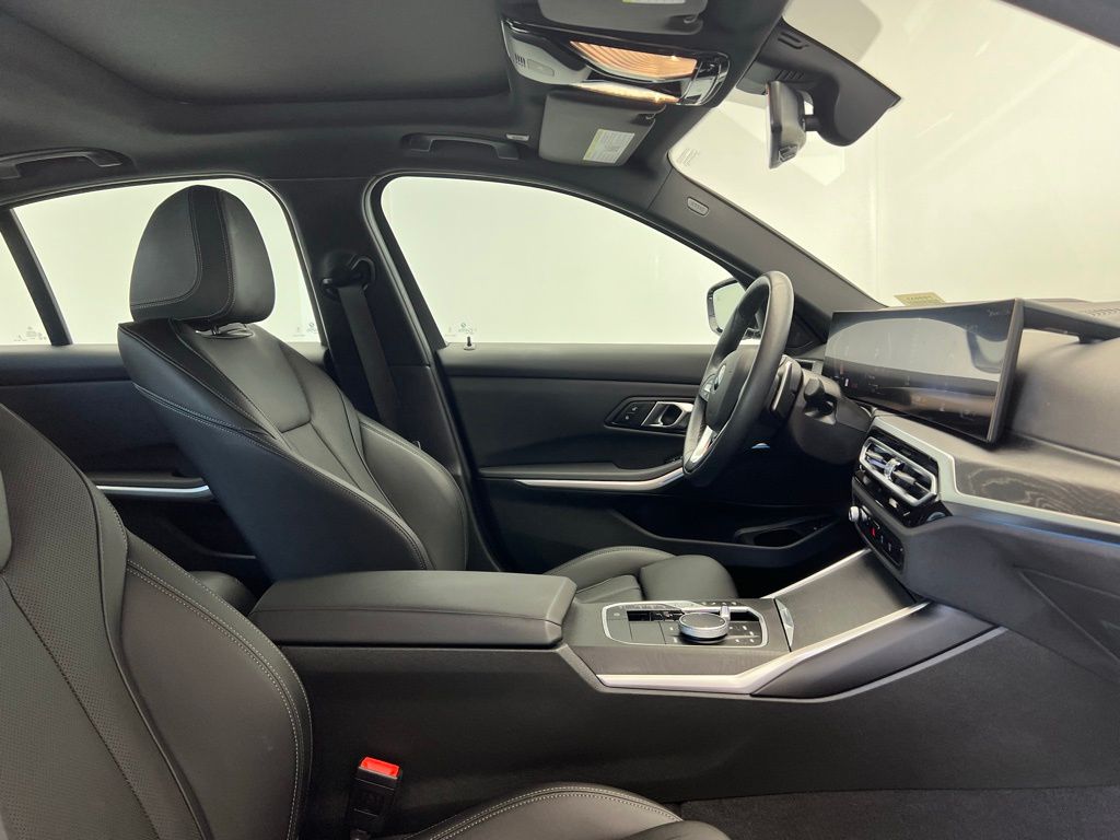 2024 BMW 3 Series 330i 7