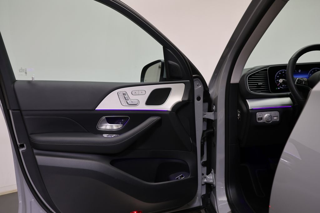 Thumbnail: 2026 Mercedes-Benz GLE - 31