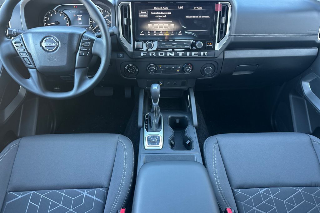 2026 Nissan Frontier SV - Photo 11
