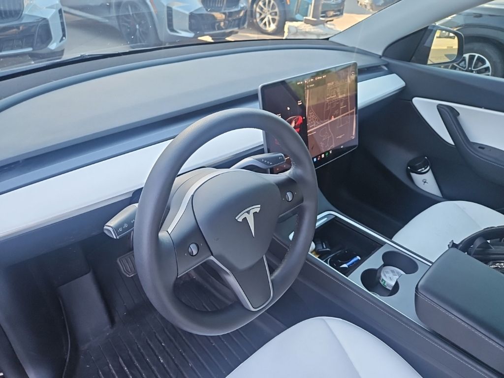 Thumbnail: 2021 Tesla Model Y - 4