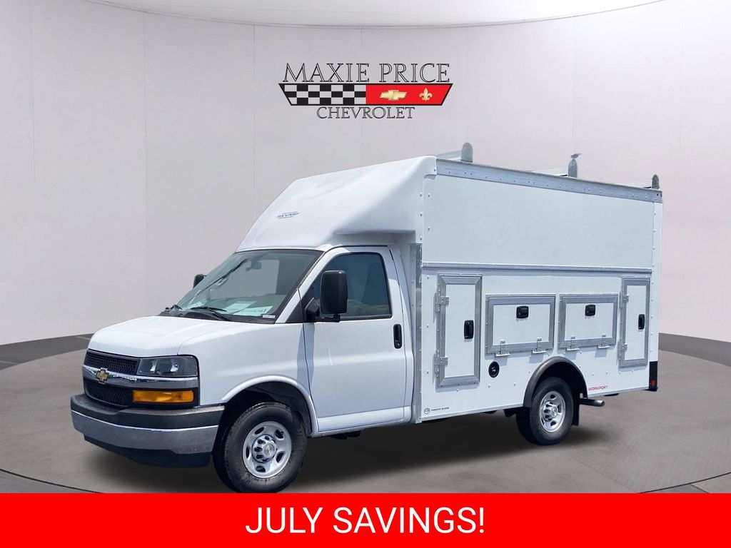 New 2026 Chevrolet Express 3500 Coupe
