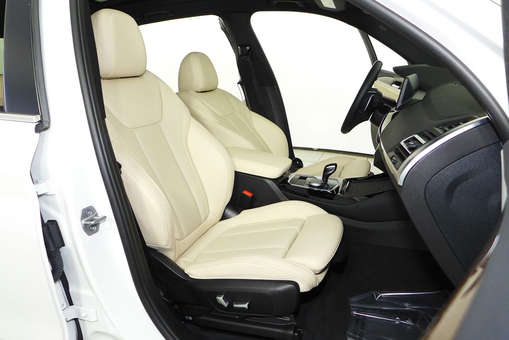 Thumbnail: 2023 BMW X3 - 19