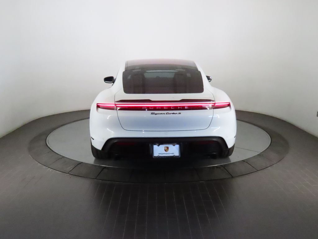 Thumbnail: 2021 Porsche Taycan - 6