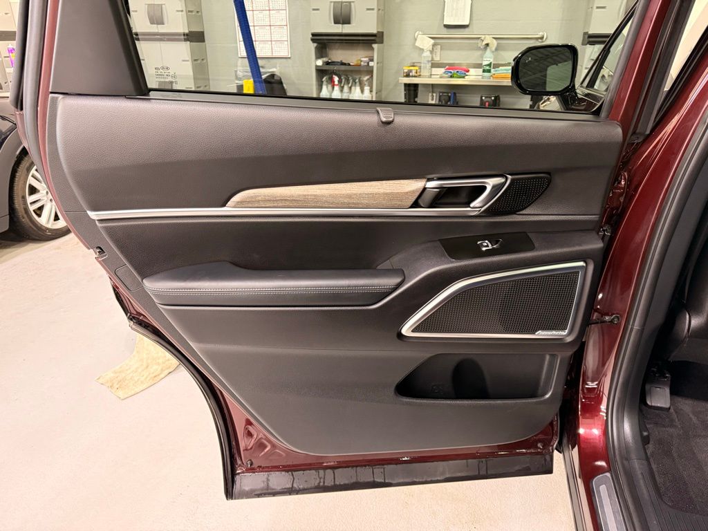 2021 Kia Telluride SX 21