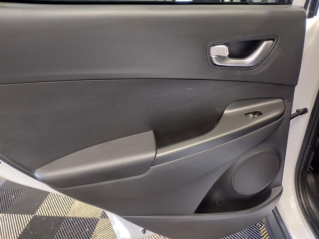 2023 Hyundai Kona Electric SE