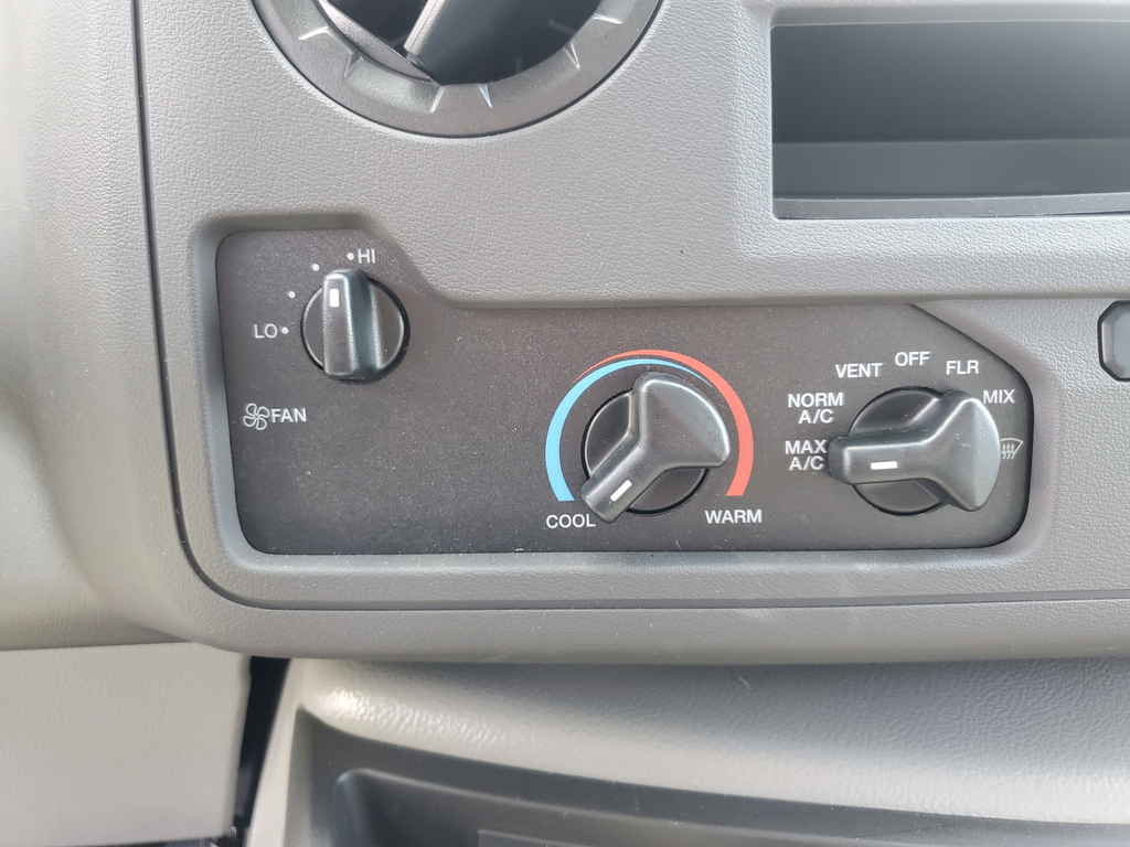 New 2026 White Ford Base image 36