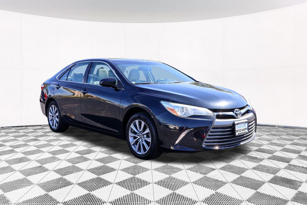 2015 Toyota Camry XLE 7