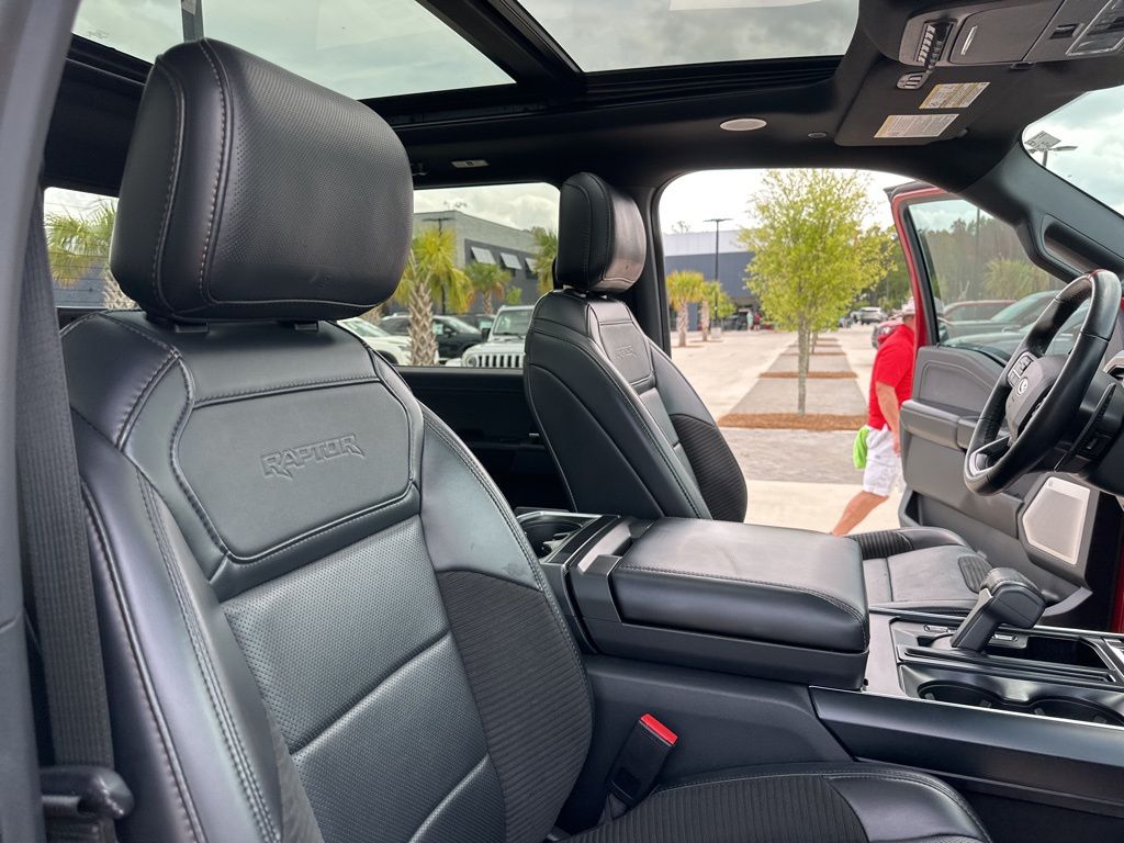 2022 Rapid Red Metallic Tinted Clearcoat Ford F-150 Raptor 4X4 Truck