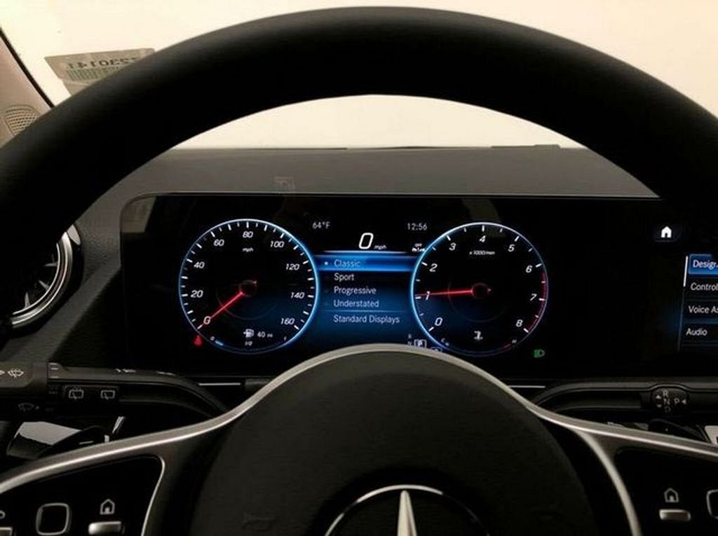 2023 Mercedes-Benz GLA 250 4MATIC 15