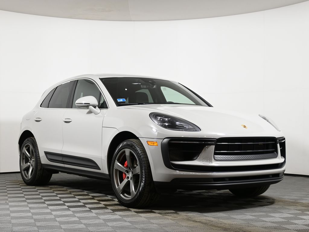 Thumbnail: 2022 Porsche Macan - 9
