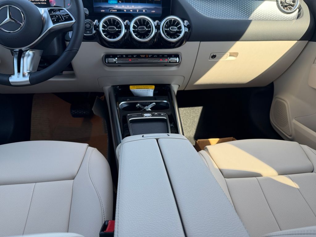 new 2026 Mercedes-Benz GLA car
