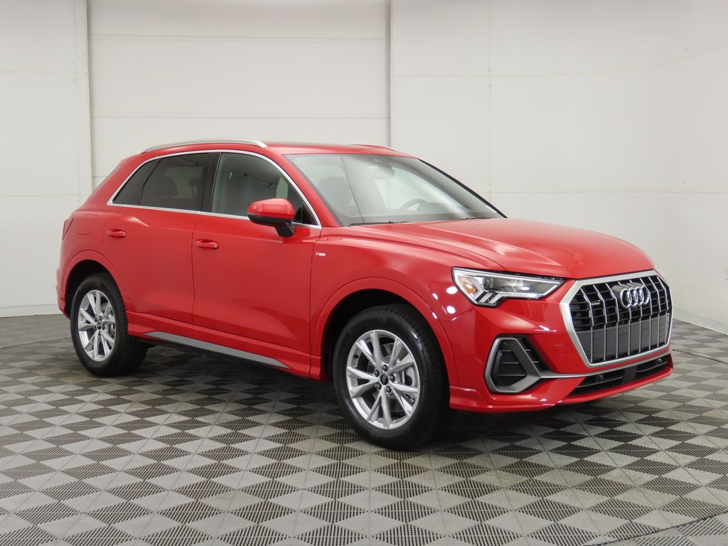 Thumbnail: 2025 Audi Q3 - 3