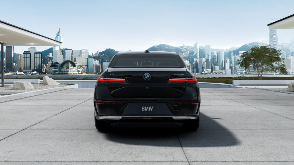 Thumbnail: 2026 BMW i7 - 30